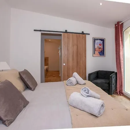 Apartmán De Luxe Au Centre De *