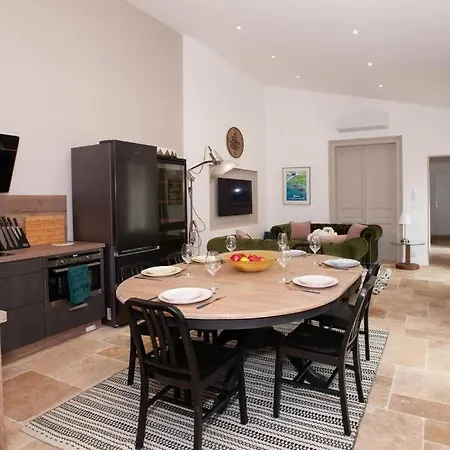 De Luxe Au Centre De Apartmán *